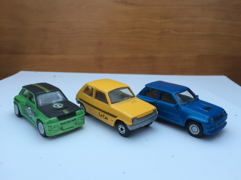 Illustration for article titled French Friday: Renault 5's in all Different Flavors